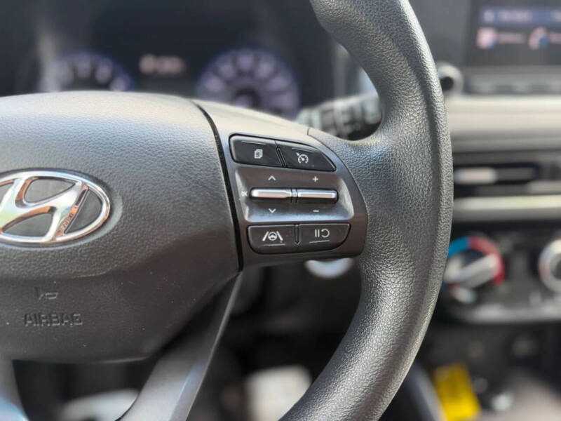 2022 Hyundai Kona SEL