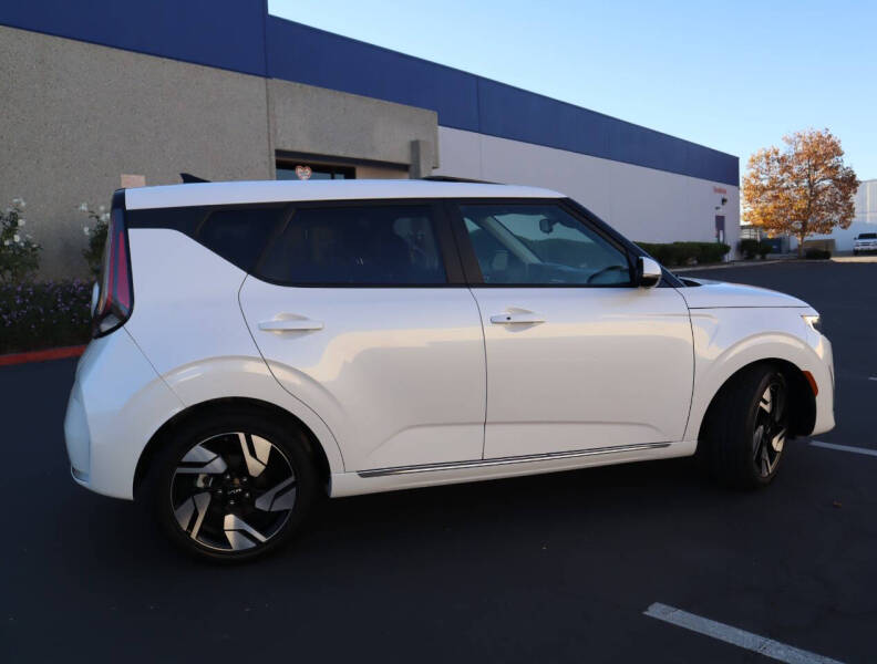 2023 Kia Soul GT-Line