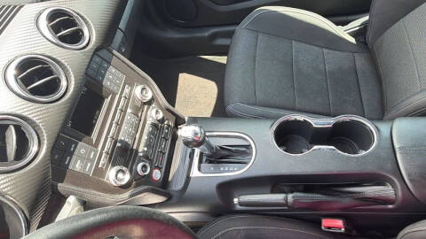 2016 Ford Mustang V6