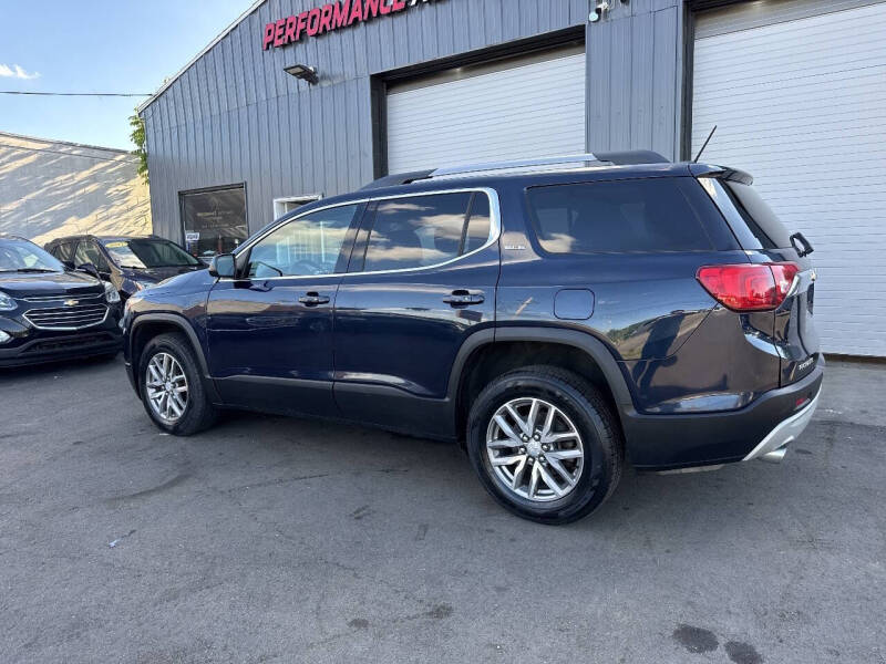 2017 GMC Acadia SLE-2