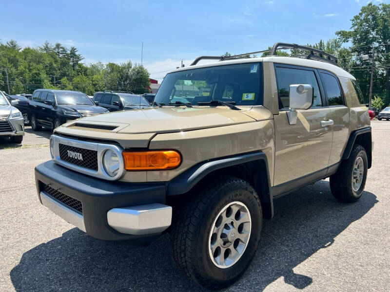 Used 2013 Toyota FJ Cruiser Base with VIN JTEBU4BF1DK163848 for sale in Kingston, NH