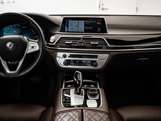 2022 BMW 7 Series ALPINA B7 xDrive