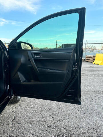 2016 Toyota Corolla LE Plus