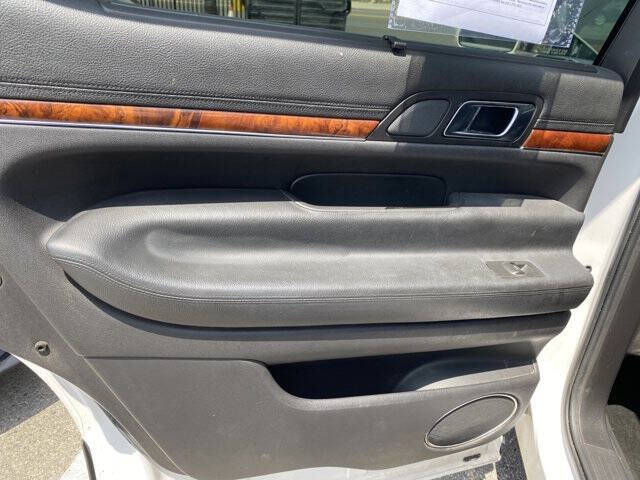 2019 Lincoln MKT Reserve