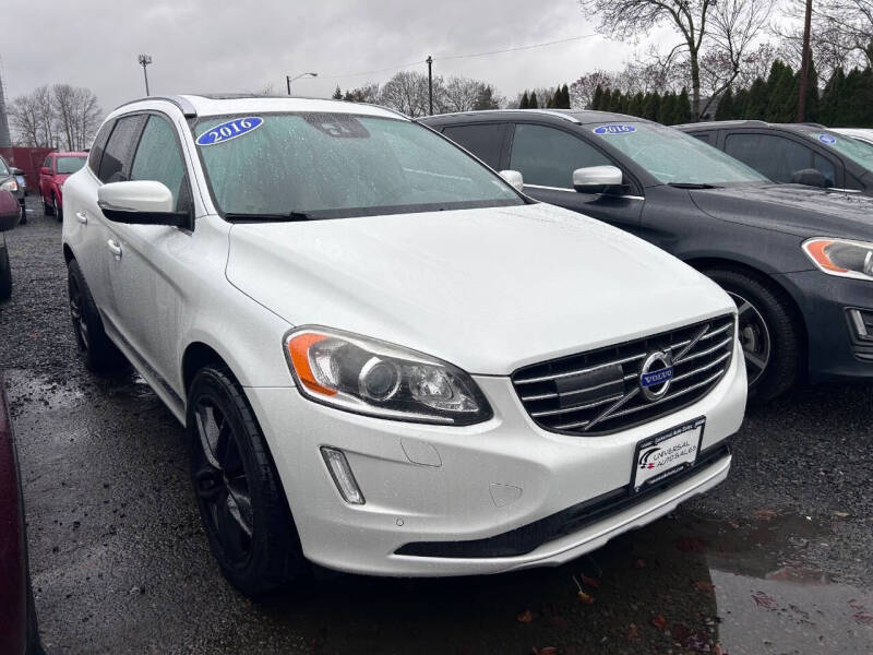 2016 Volvo XC60 T5 Platinum