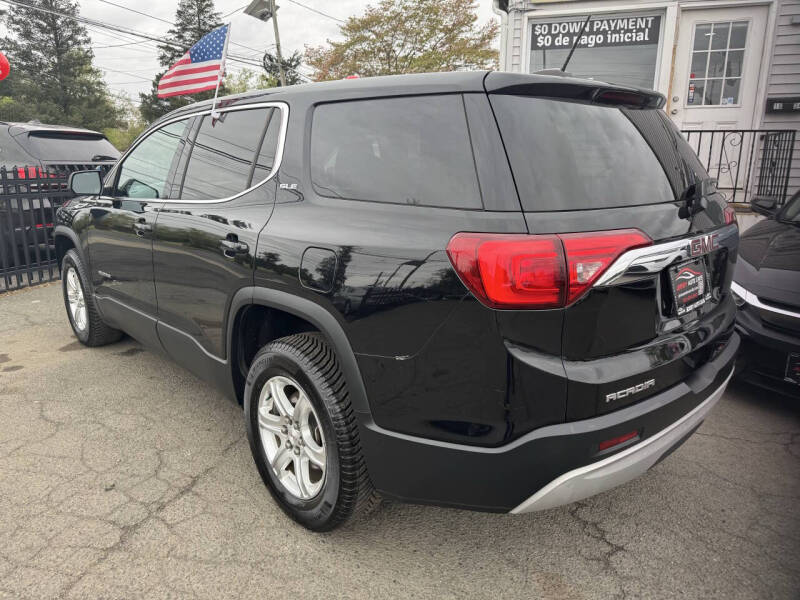 2017 GMC Acadia SLE-1