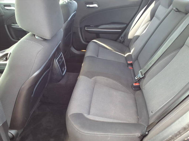 2015 Dodge Charger SE