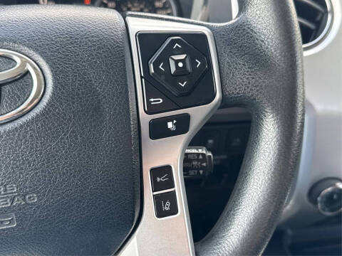 2018 Toyota Tundra SR5