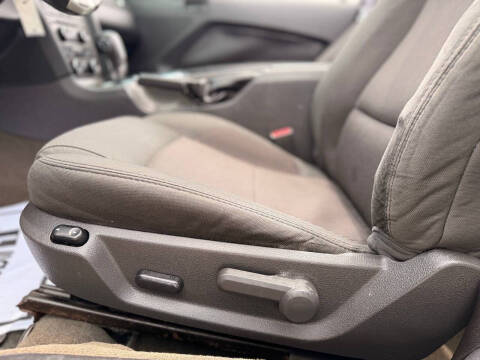 2014 Ford Mustang V6