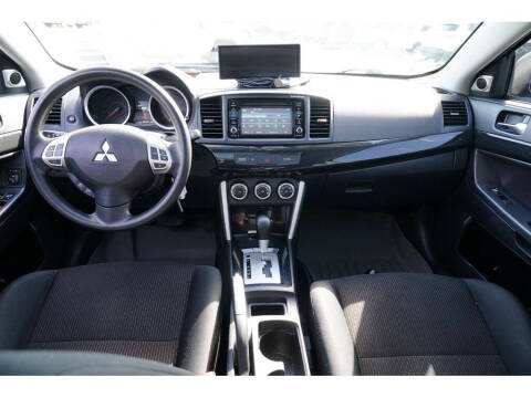 2017 Mitsubishi Lancer ES