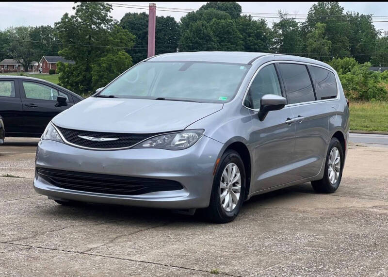 2017 Chrysler Pacifica Touring