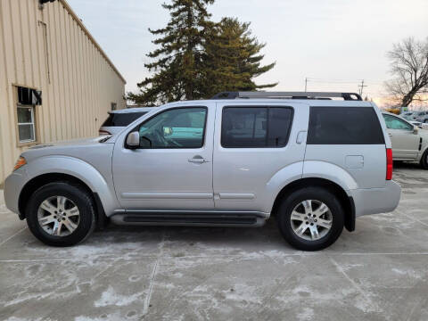 2009 Nissan Pathfinder for sale at Chuck's Sheridan Auto in Mount Pleasant WI