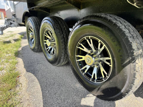 2021 Dutchmen Voltage