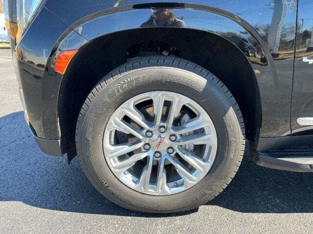 2021 GMC Yukon 8