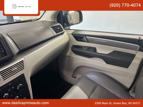 2012 Volkswagen Routan
