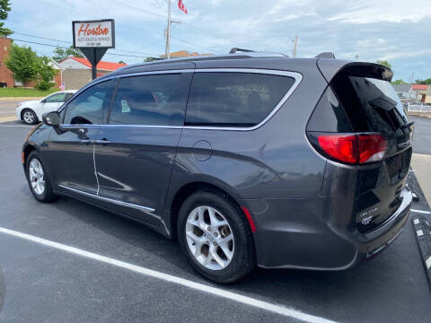 2018 Chrysler Pacifica Touring L