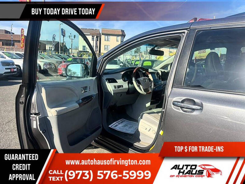 2014 Toyota Sienna