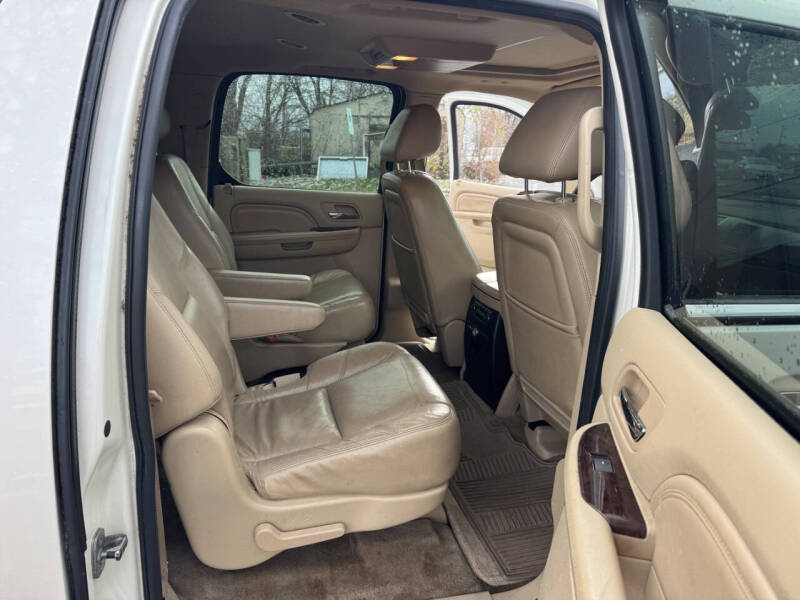 2010 Cadillac Escalade ESV Premium