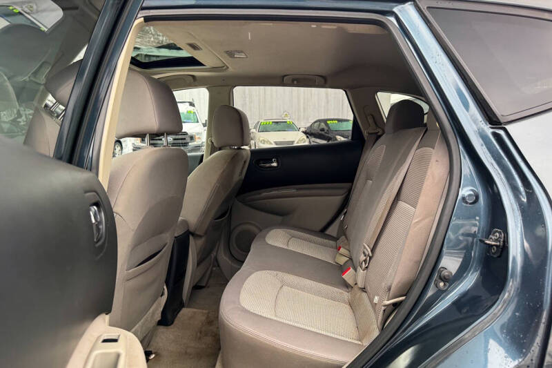 2012 Nissan Rogue SV