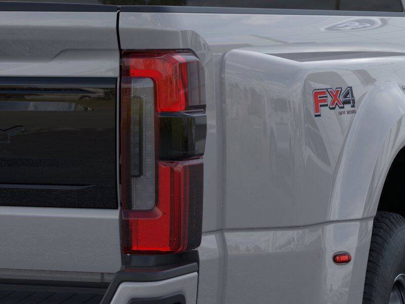 2026 Ford F-350 Super Duty Platinum