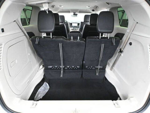 2023 Chrysler Pacifica Plug-In Hybrid Touring L