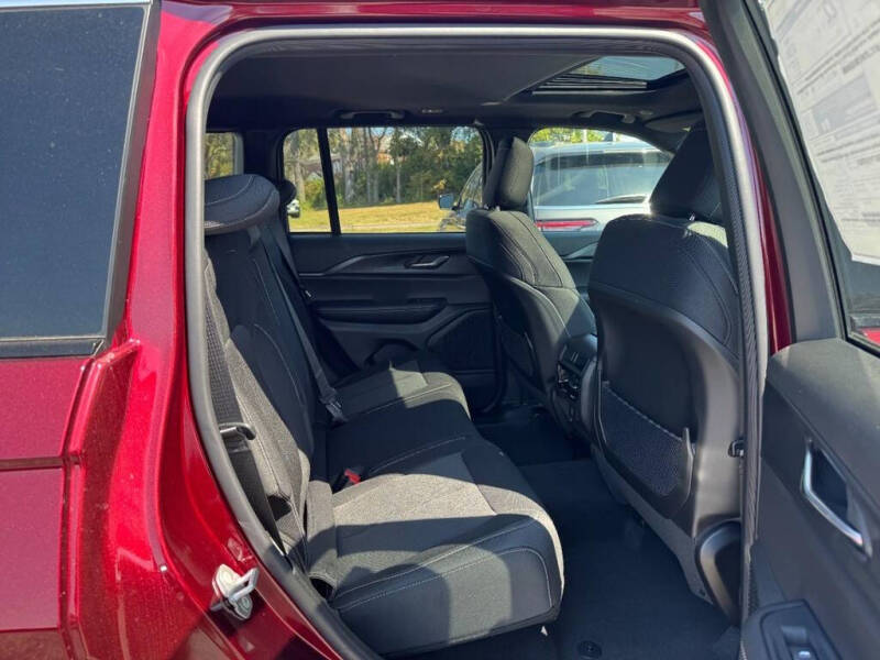 2025 Jeep Grand Cherokee Laredo X