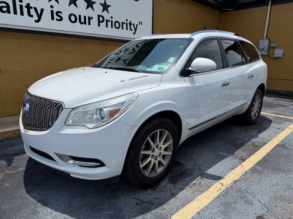Off white 2017 Buick Enclave Leather Leather 4dr Crossover 2