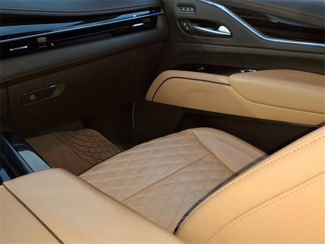 2023 Cadillac Escalade ESV Premium Luxury