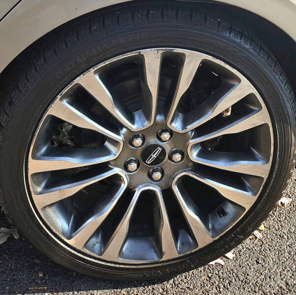 2017 Lincoln Continental Reserve