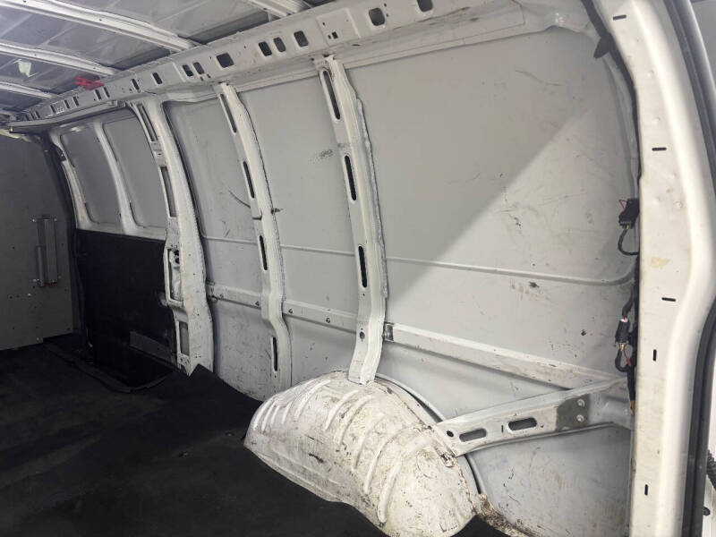 2020 Chevrolet Express 3500