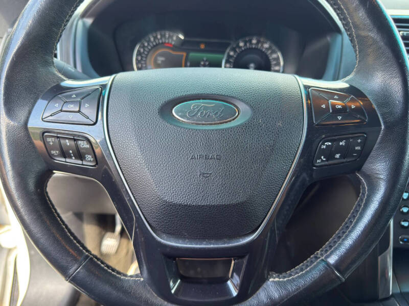 2016 Ford Explorer Platinum