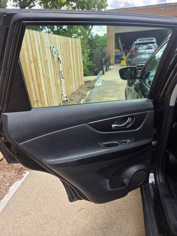 2015 Nissan Rogue S