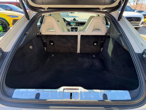 2018 Porsche Panamera 4S