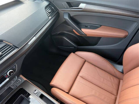 2025 Audi Q5 quattro S line Prem Plus 45 TFSI