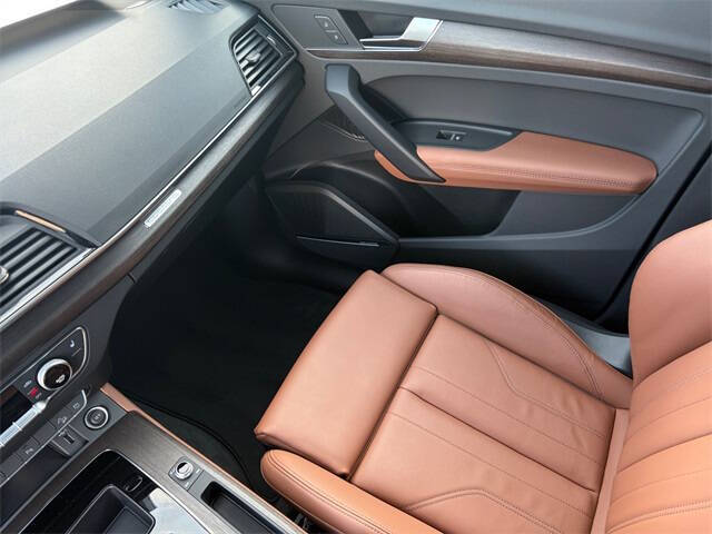 2025 Audi Q5 quattro S line Prem Plus 45 TFSI