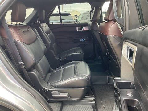 2023 Ford Explorer Platinum