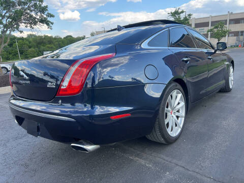 2014 Jaguar XJ