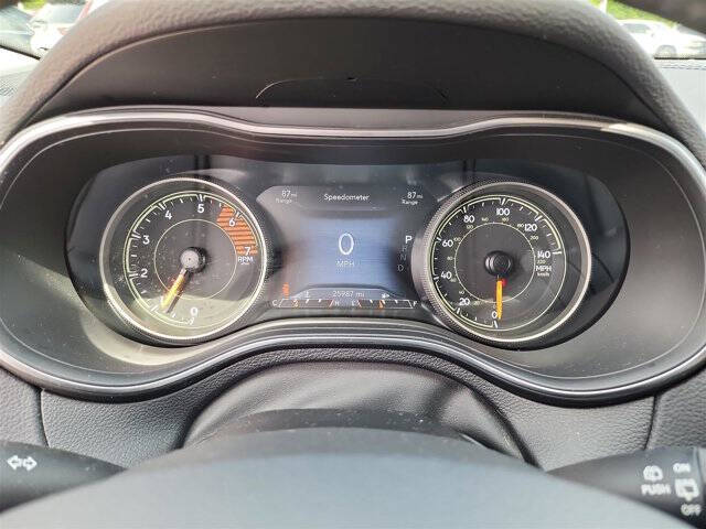 2022 Jeep Cherokee Latitude Lux