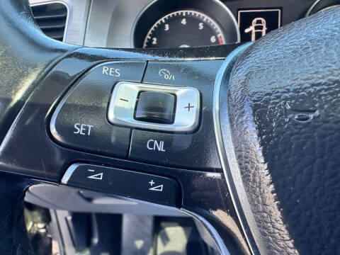 2015 Volkswagen Golf TSI S