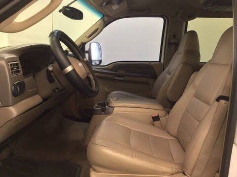 2003 Ford Excursion XLT