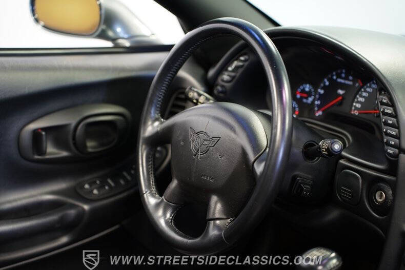 2003 Chevrolet Corvette