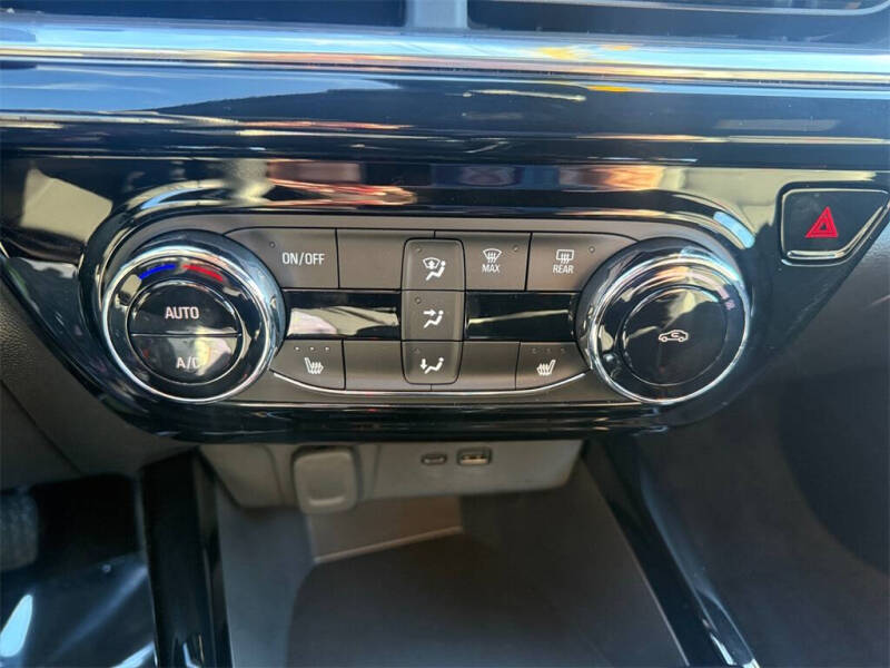 2024 Chevrolet Trax RS