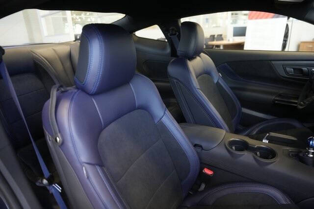 2025 Ford Mustang Dark Horse