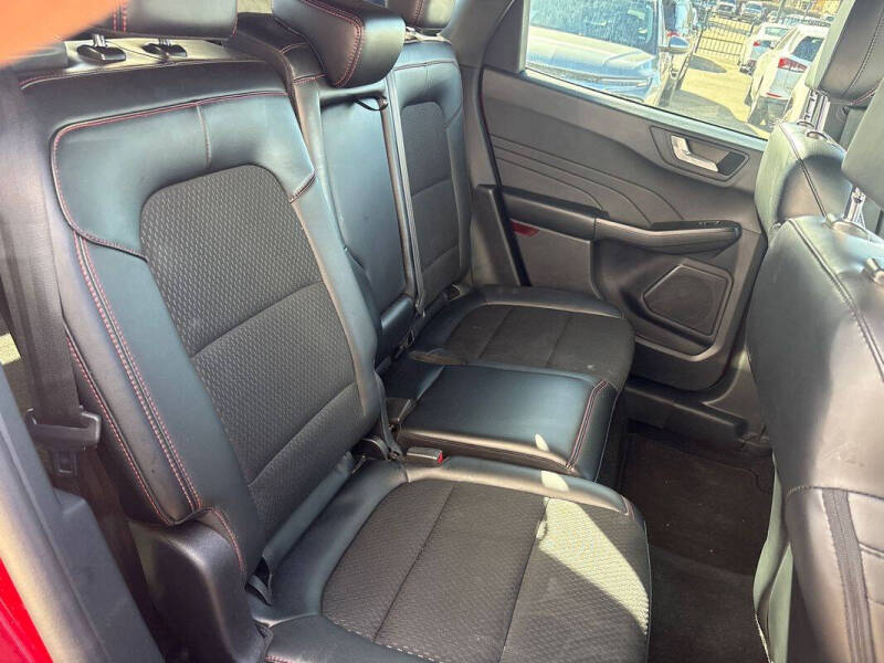 2025 Ford Escape ST-Line