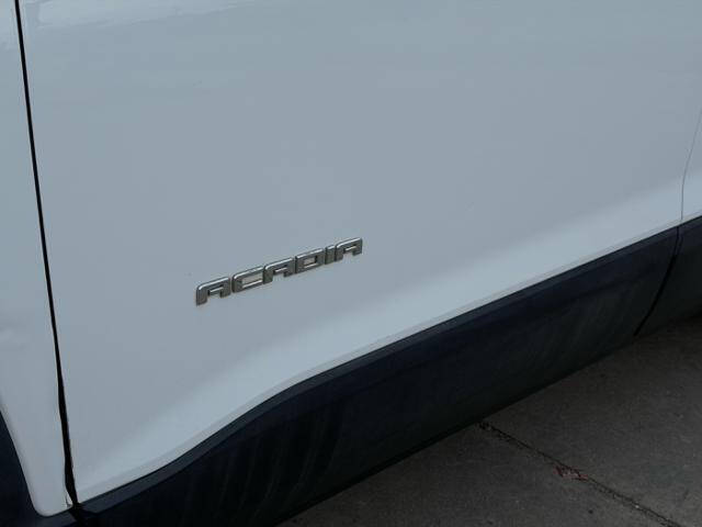 2019 GMC Acadia SLE-2