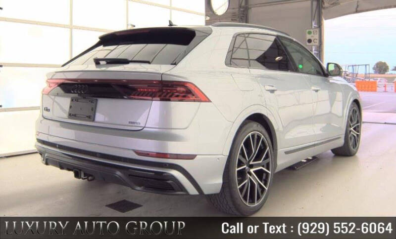 2019 Audi Q8 quattro Premium Plus 55 TFSI