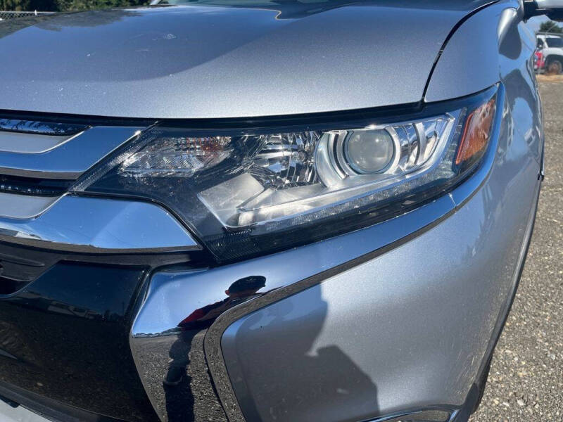 2016 Mitsubishi Outlander SE