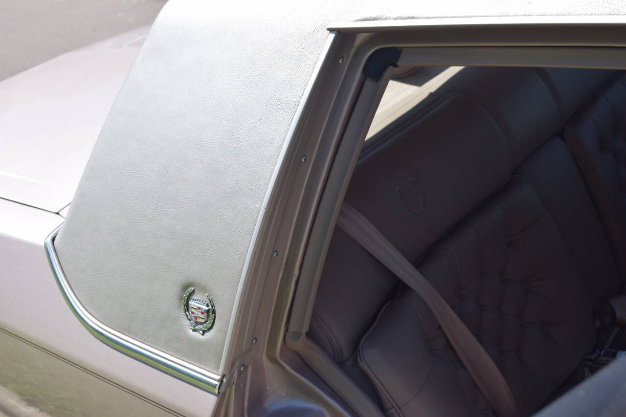 1991 Cadillac Brougham 147