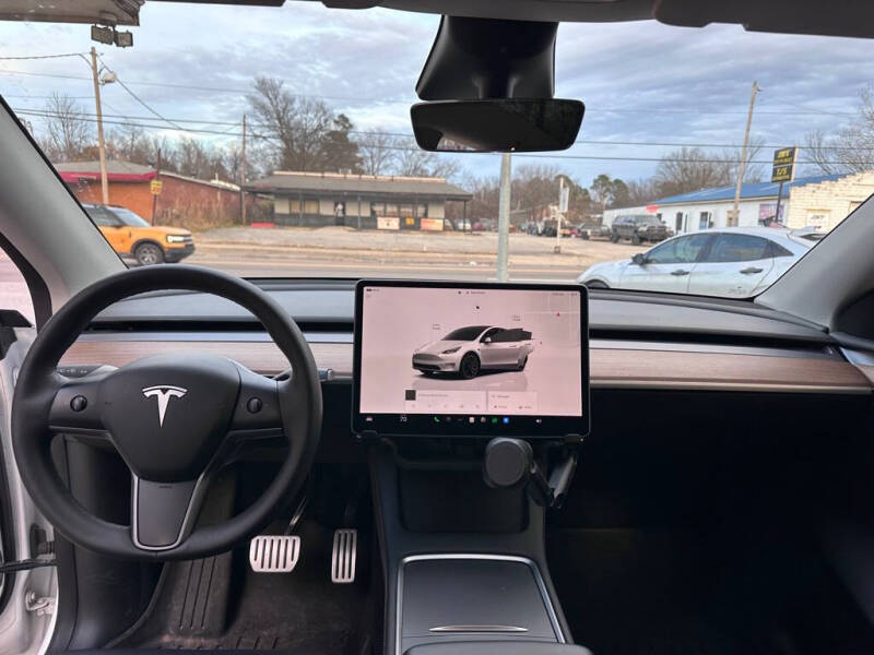 2023 Tesla Model Y Performance