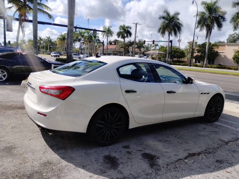 2017 Maserati Ghibli
